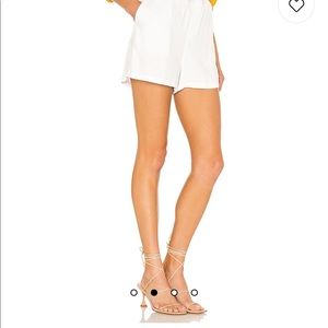 NWT BB Dakota Steve Madden white drawstring shorts in small